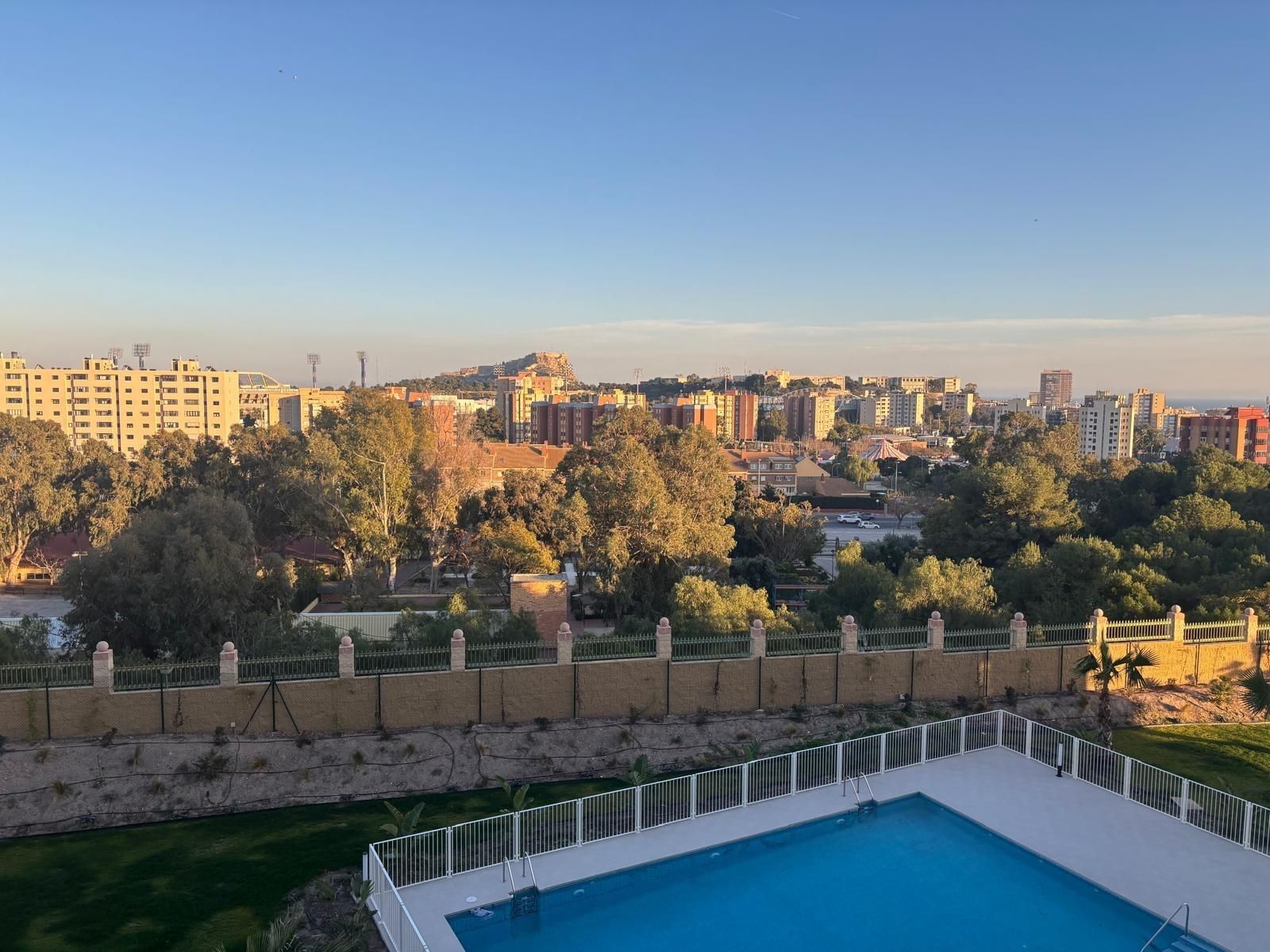 Wohnung zur Miete in Calle Calle Deportista Pitu Perramón, 4, Paus - Poligono San Blas