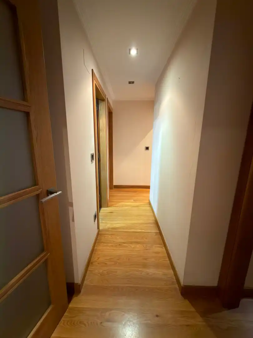 Pis en venda en Pontevedra Capital  amb Calefacció, Parquet i Traster