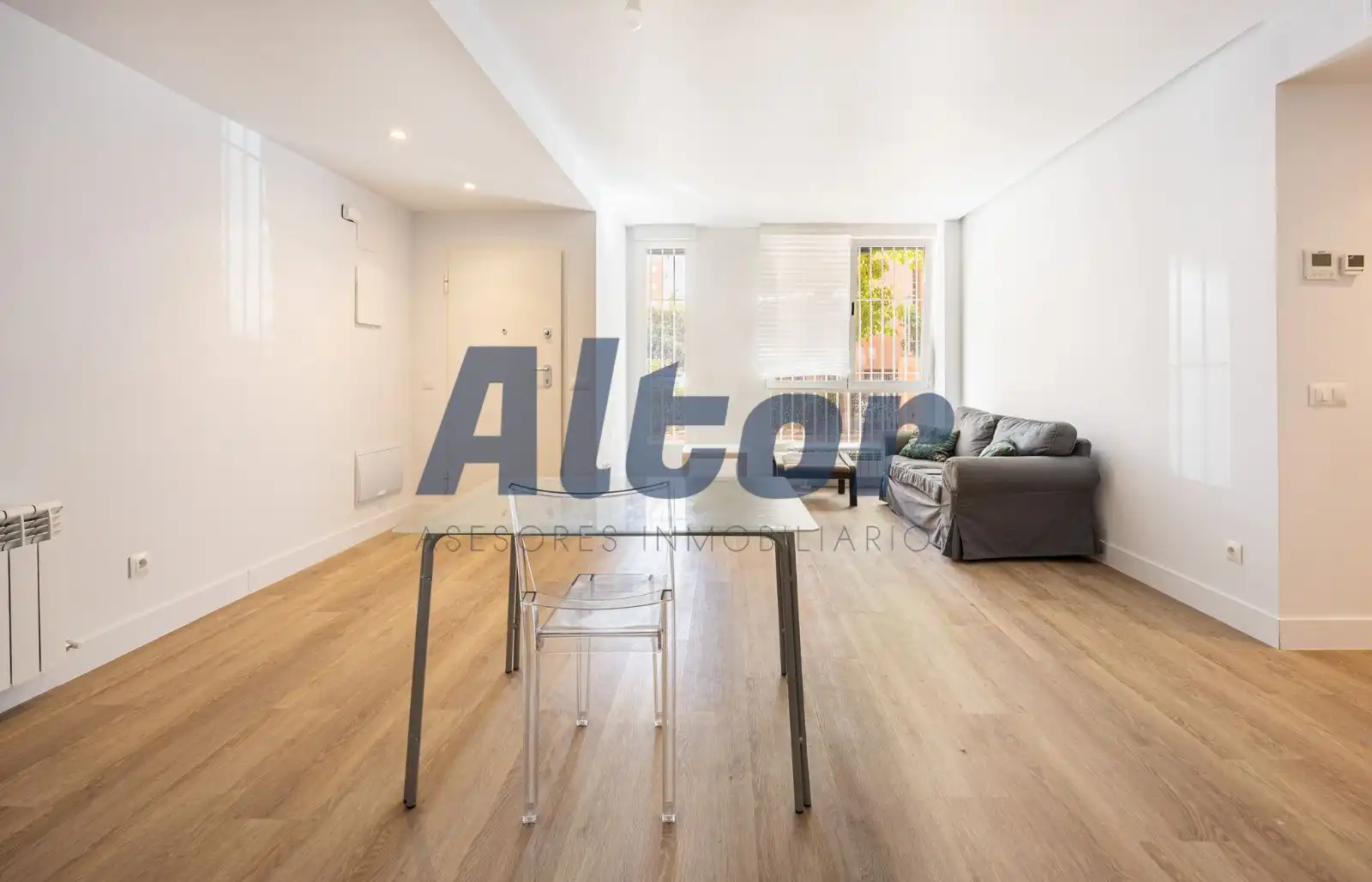 Bedroom of Flat for sale in Madrid  with Air Conditioner and Heating