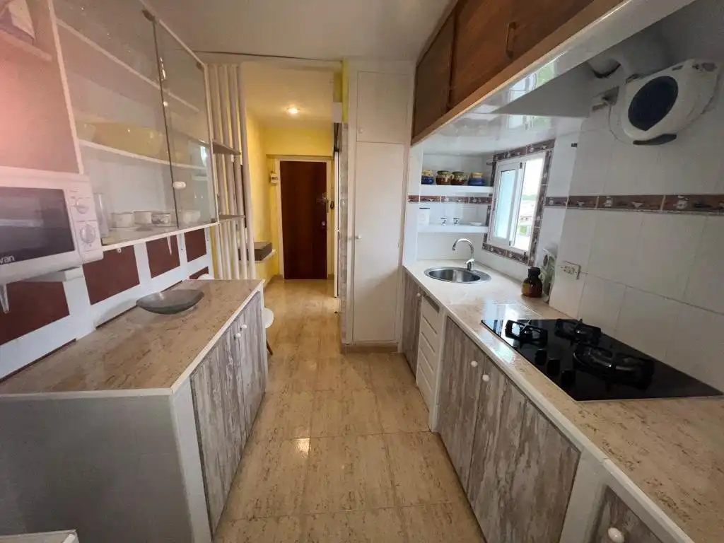 Apartments for rent in Calle GABRIEL Y GALAN-CMOR, Campoamor