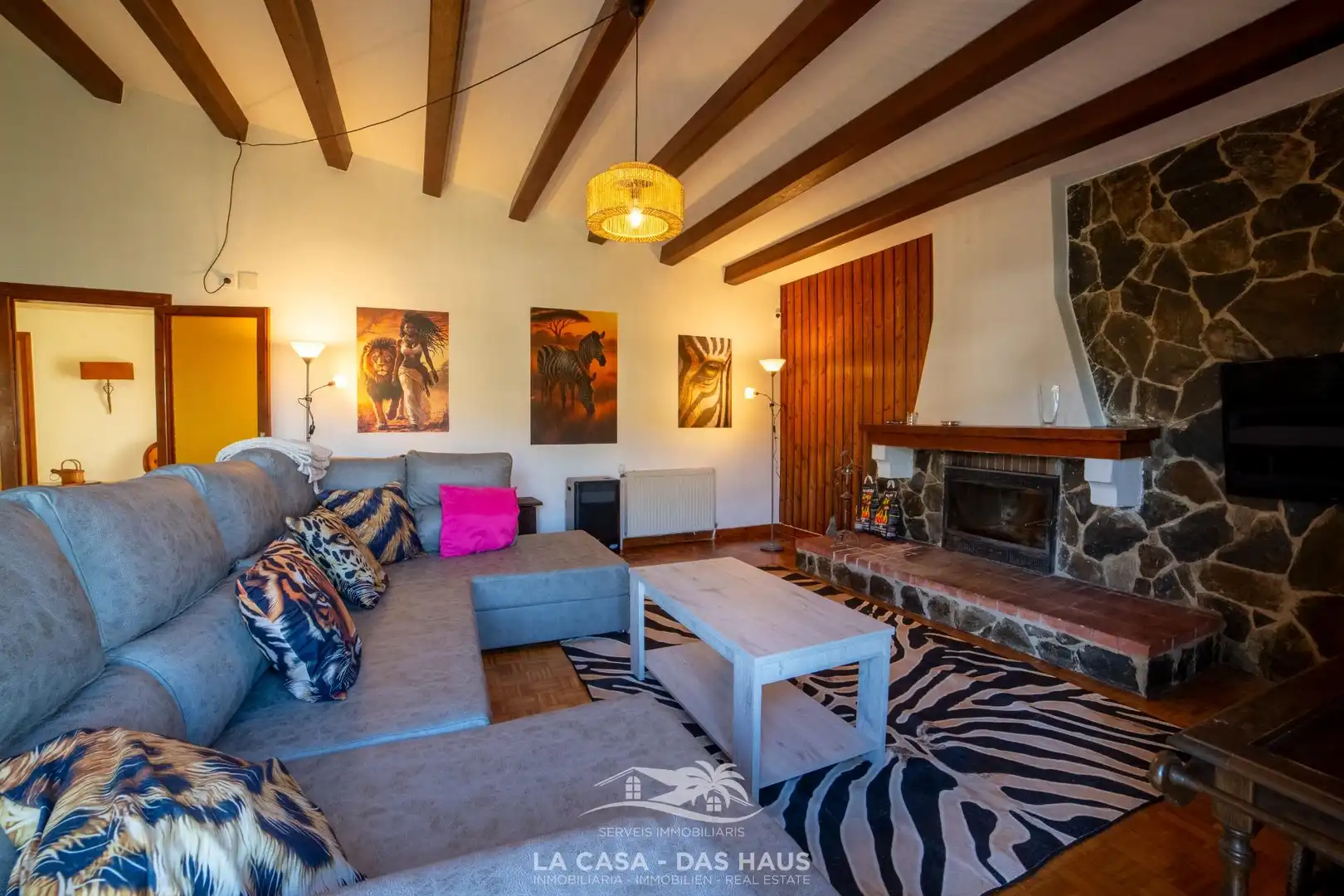 Sala d'estar de Casa o xalet en venda en Lloret de Mar amb Jardí privat, Terrassa i Balcó
