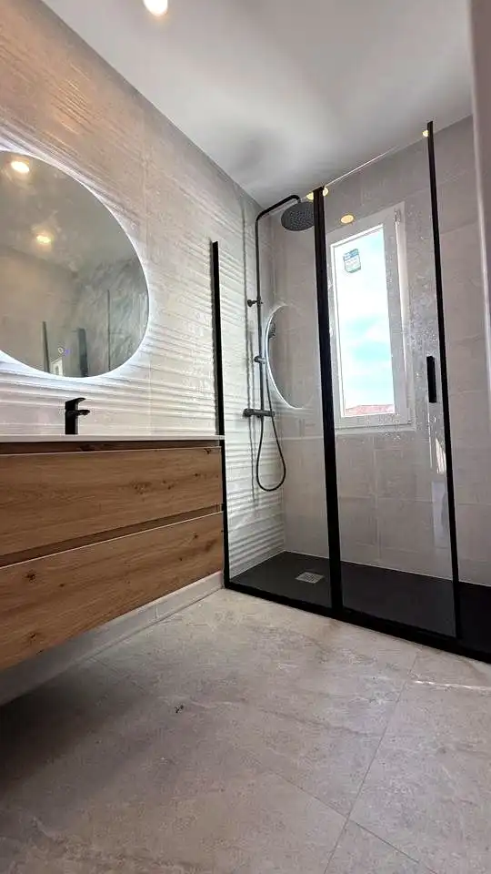 Baño de Piso en venta en Madrid con Aire acondicionado, Calefacción y Terraza