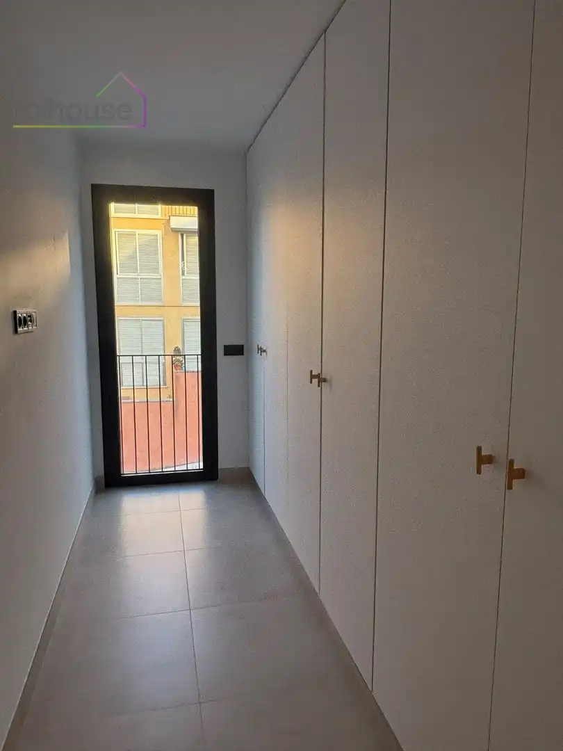 Dormitori de Casa adosada de lloguer en  Palma de Mallorca amb Aire condicionat, Terrassa i Traster