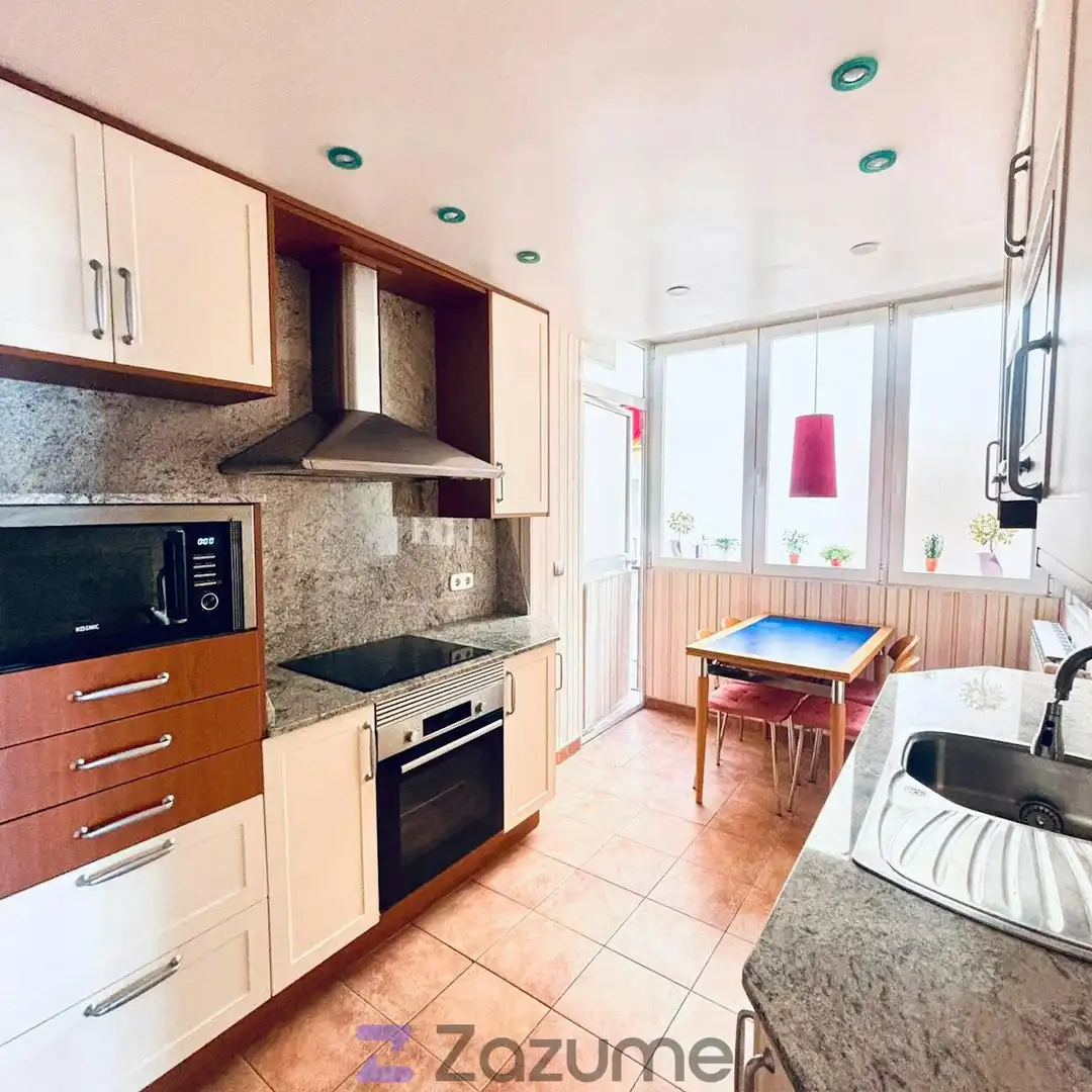 Cocina de Apartamento de alquiler en Zaragoza con Aire acondicionado, Calefacción y Parquet