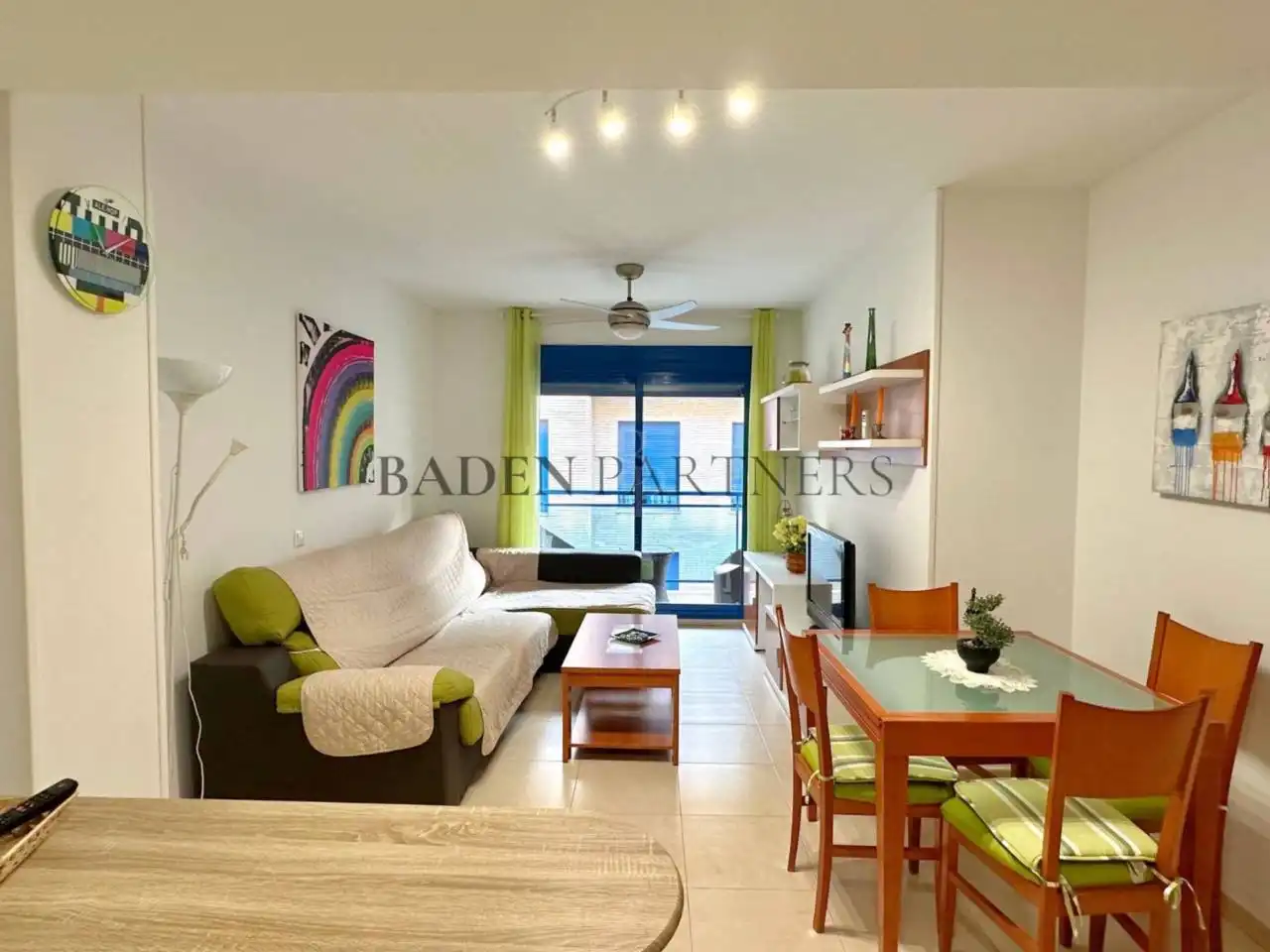 Flat for rent in Calle Alcañiz, Casco Urbano