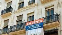 Exterior view of Flat for sale in  Valencia Capital  with Air Conditioner, Heating and Oven