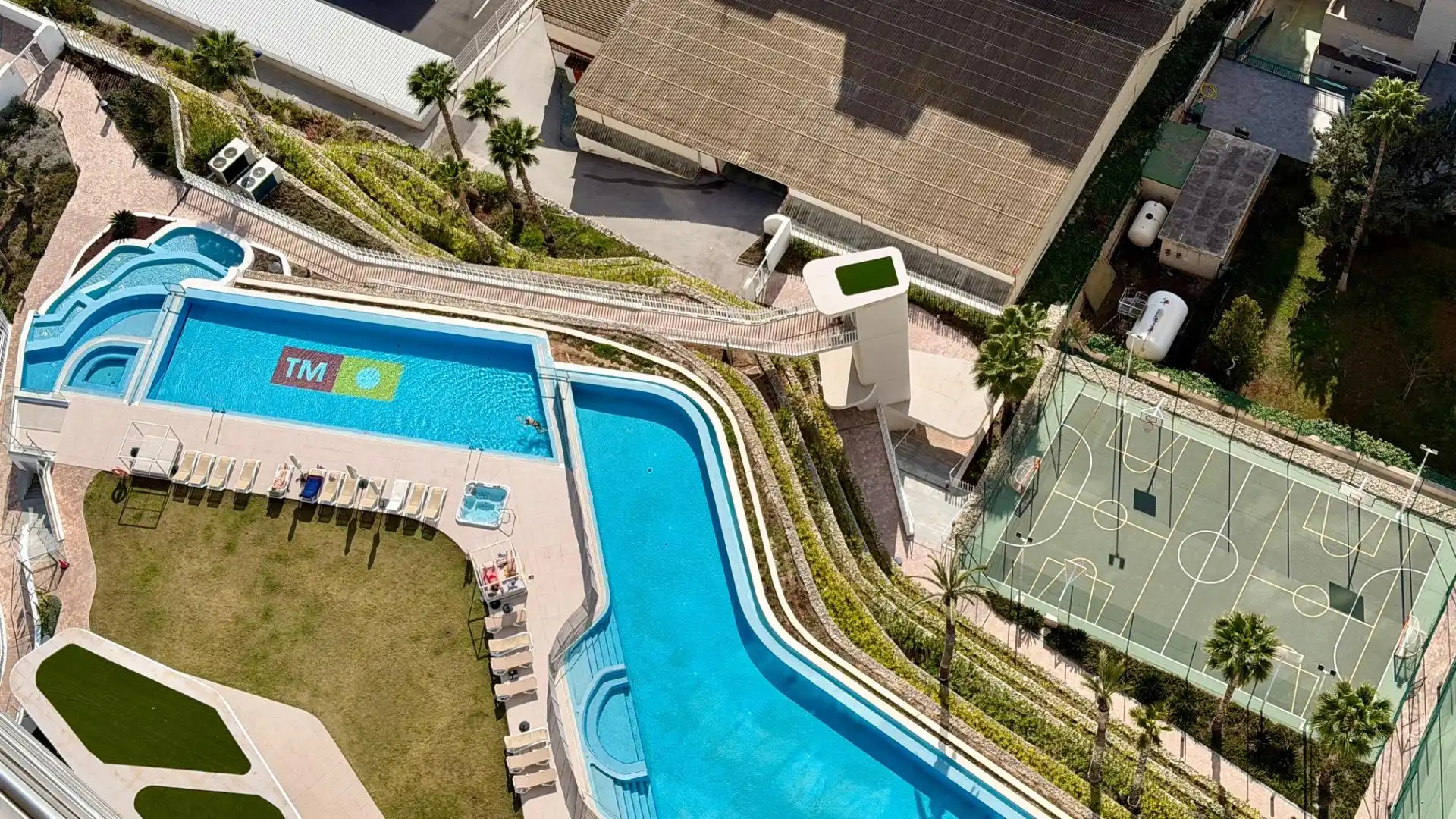 Ático con piscina en venta en Avenida REPUBLICA ARGENTINA, imagen 3