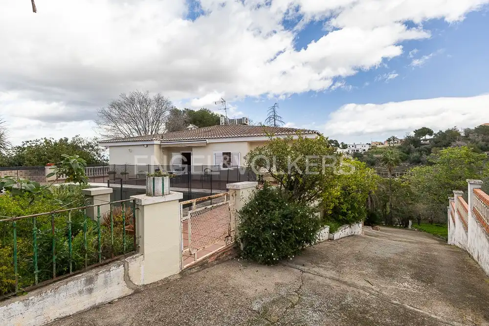 Vista exterior de Casa o chalet en venta en Alzira con Aire acondicionado, Calefacción y Jardín privado
