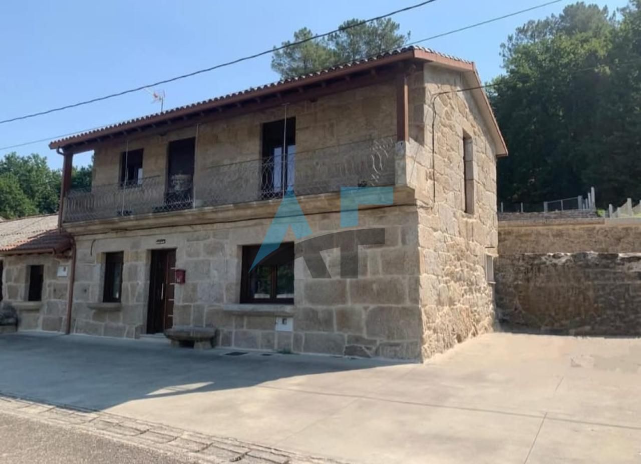 Exterior view of House or chalet for sale in Leiro  with Private garden, Terrace and Furnished