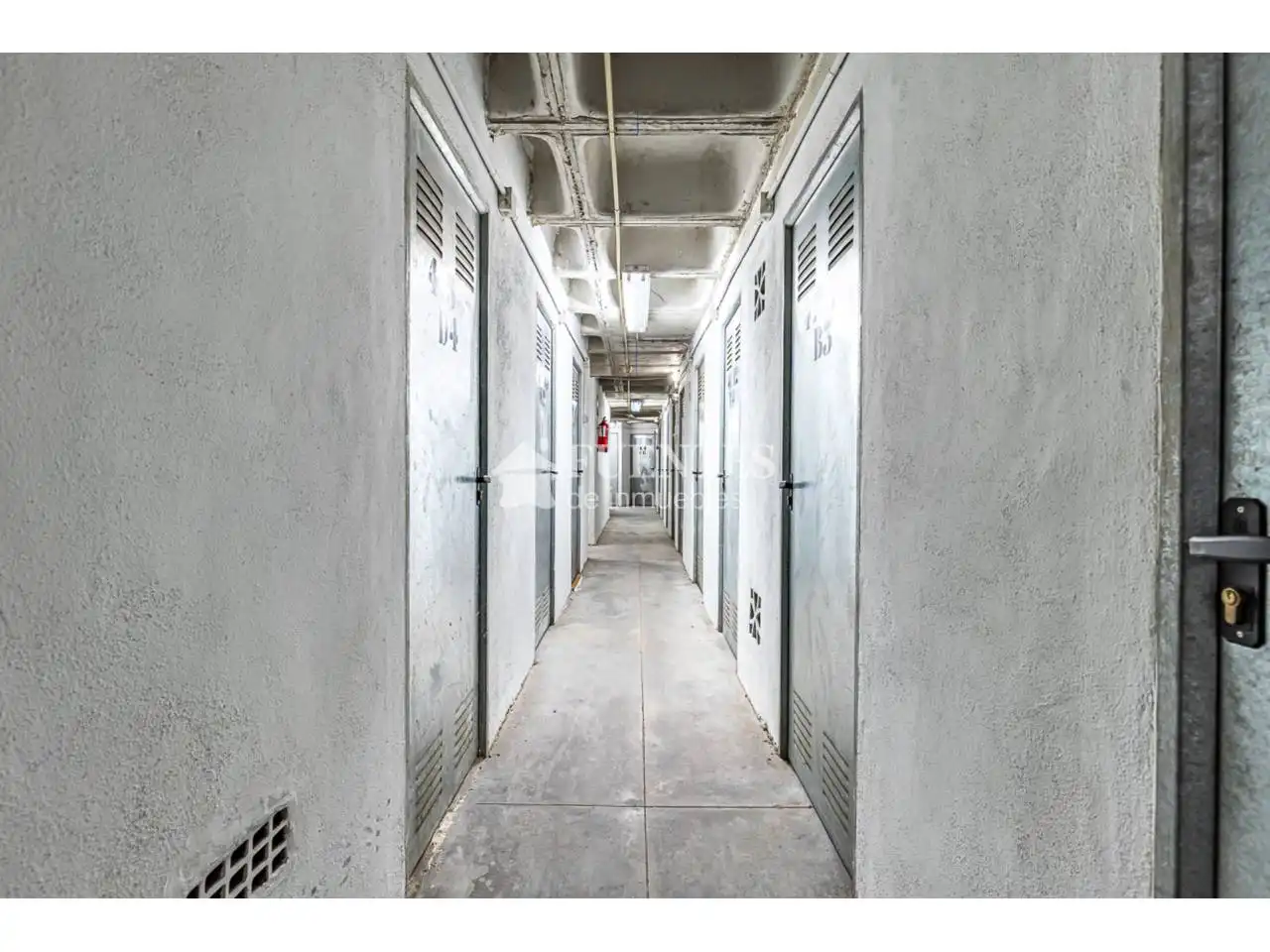 Flat for sale in Calle pintor baeza, Altozano - Conde Lumiares