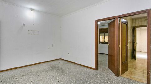 Foto 2 de Piso en venta en C/ Barbera, Font Pudenta, Montcada i Reixac