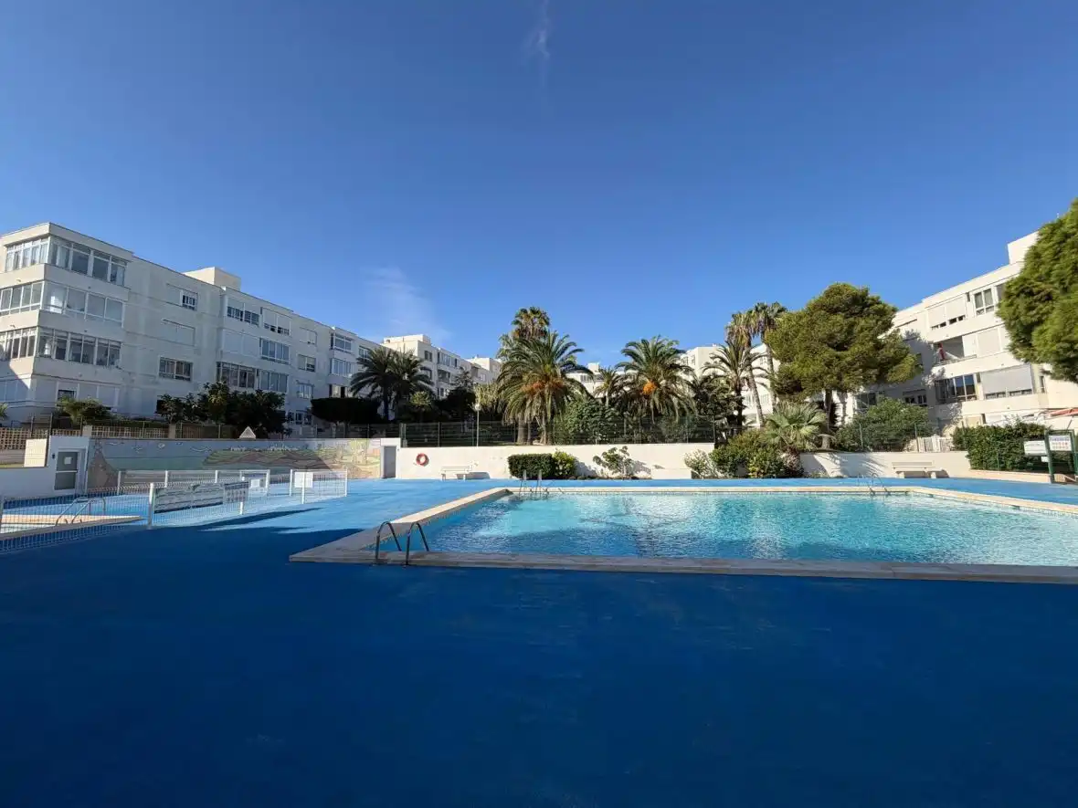 Piscina de Apartamento en venta en Gran Alacant