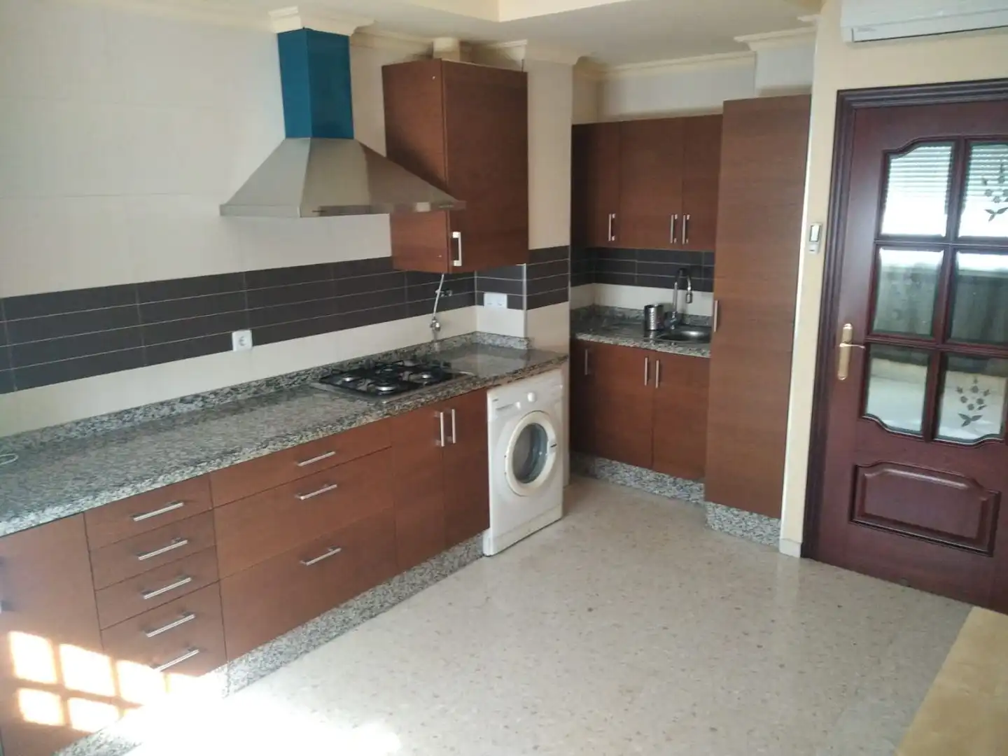 Cocina de Piso de alquiler en Sevilla con Aire acondicionado, Amueblado y Horno