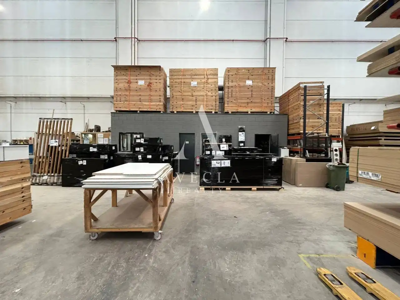 Nave industrial de alquiler en Montcada i Reixac