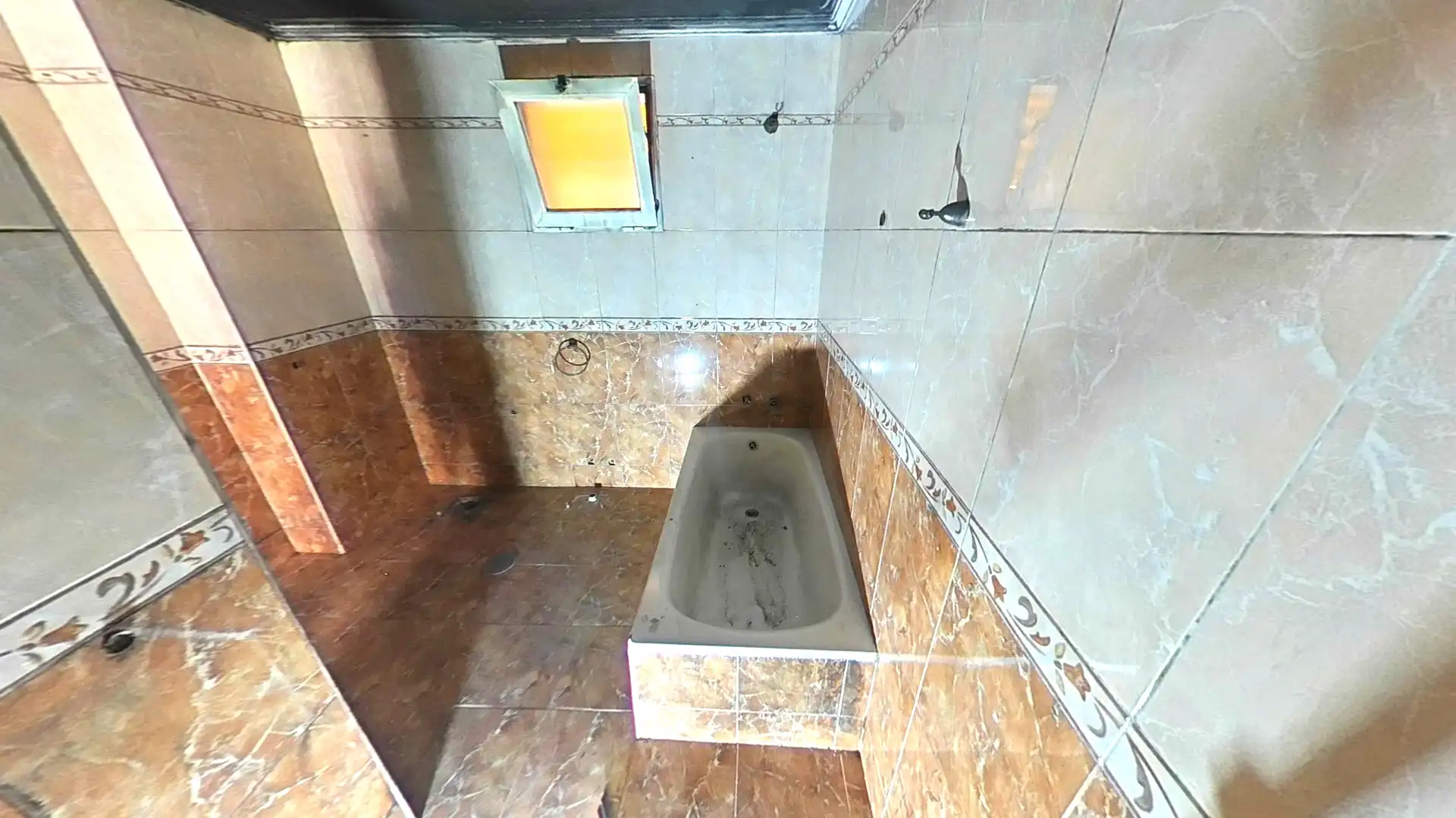 Bathroom of Flat for sale in Cáceres