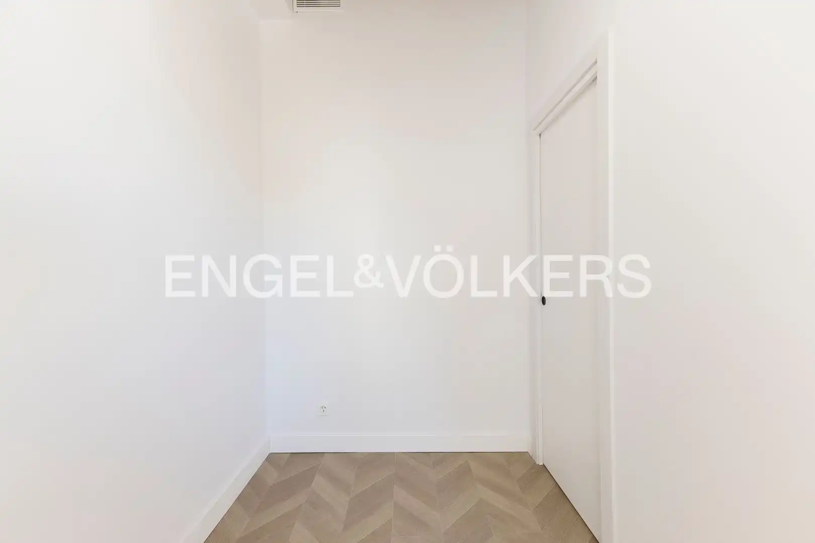 Apartamento en venta en Barcelona con Aire acondicionado, Calefacción y Terraza