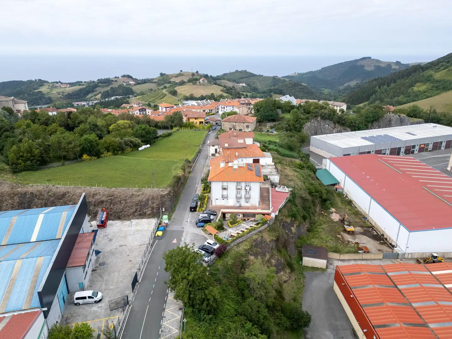 Exterior view of Commercial properties for sale in Deba  with Air Conditioner