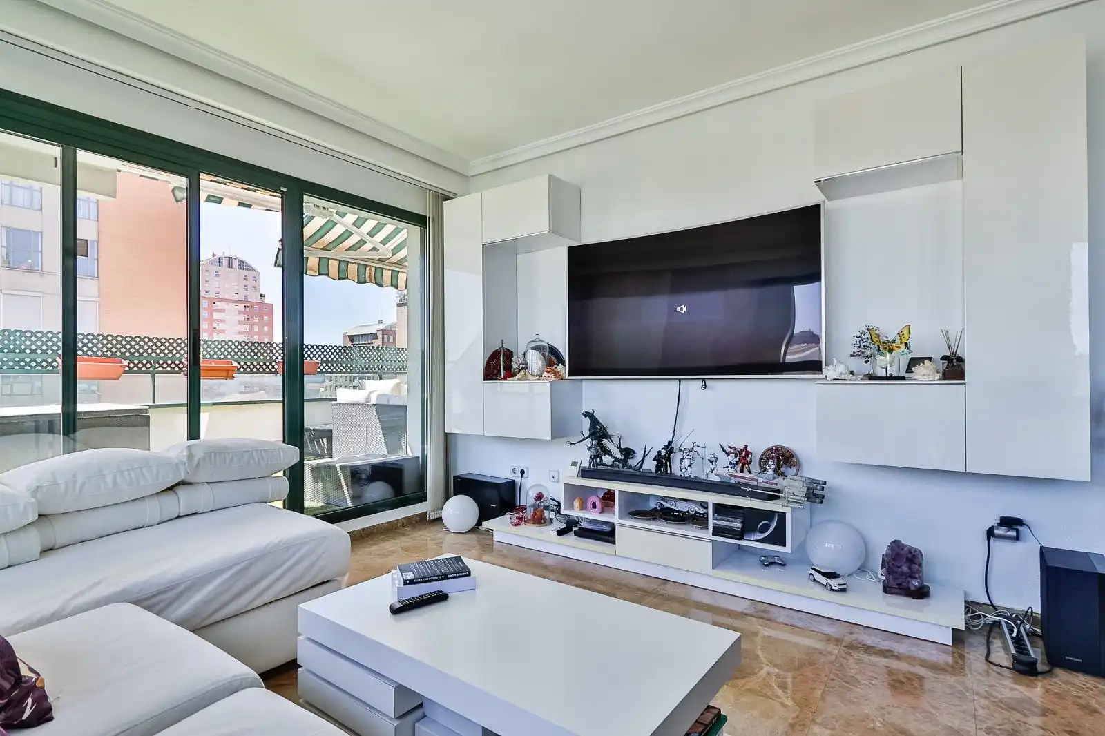 Penthouse with terrace for sale in BANDES MUSICA COMUNIDAD V, imagen 7