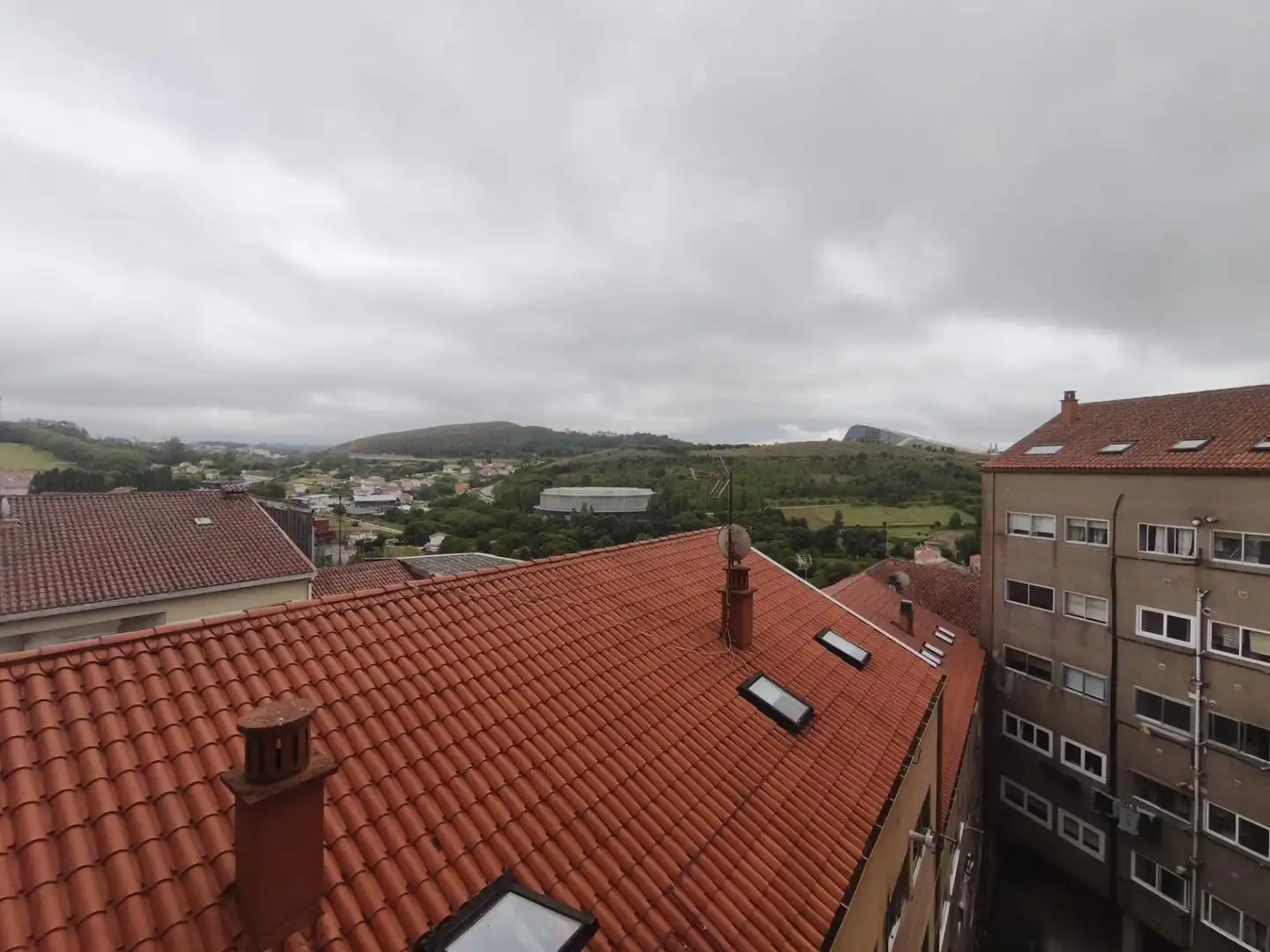 Vista exterior de Piso en venta en Santiago de Compostela 