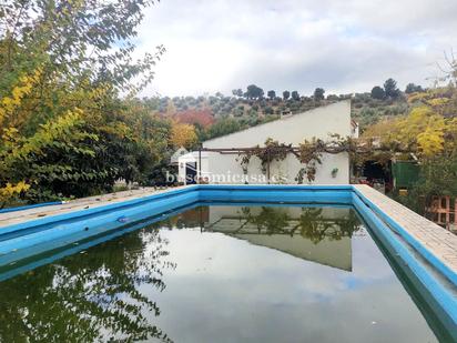 Piscina de Casa o xalet en venda en  Jaén Capital amb Jardí privat, Traster i Piscina