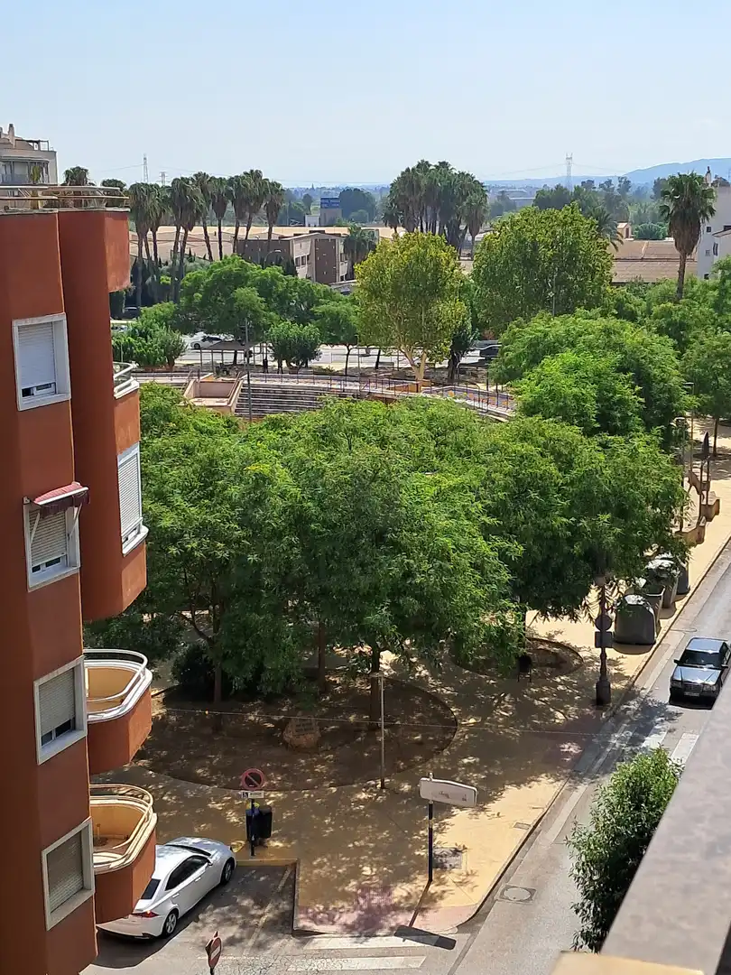Vista exterior de Piso en venta en Orihuela