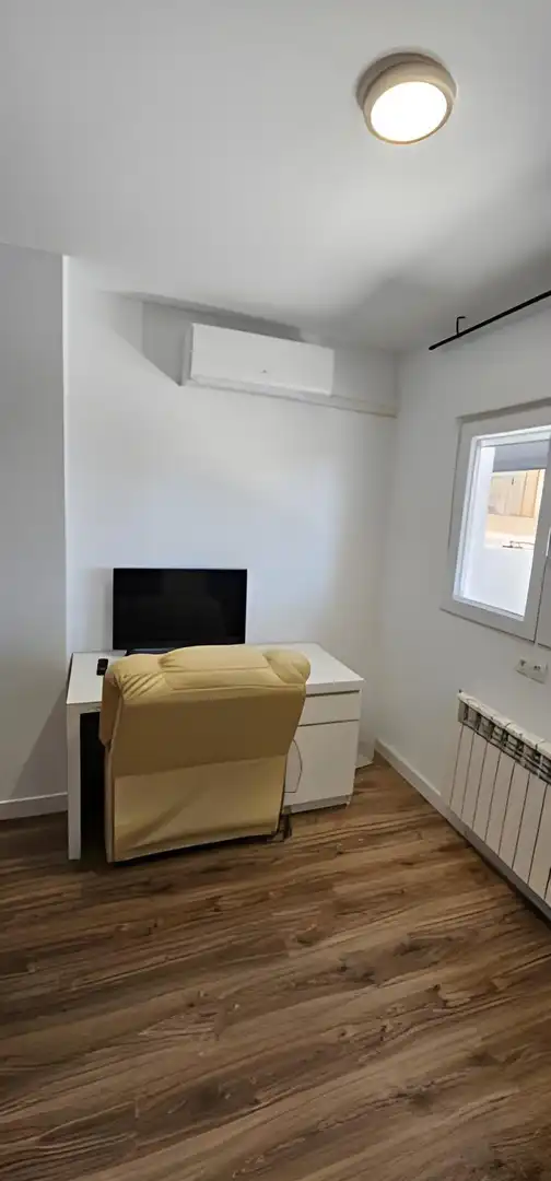 Flat for rent in Calle POLO Y CAÑA, La Cruz