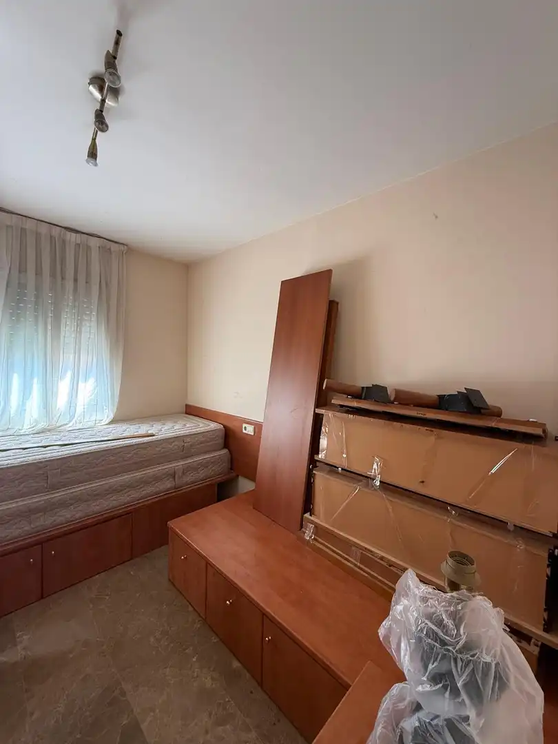 Habitación de Piso en venta en L'Hospitalet de Llobregat con Balcón