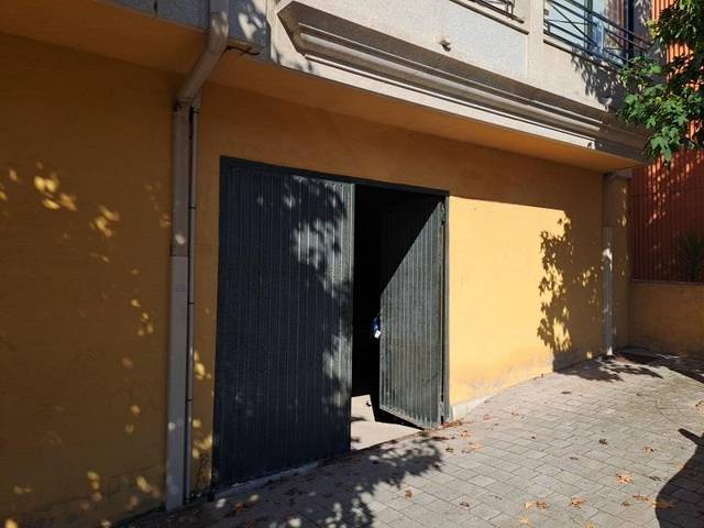 Local comercial en Alquiler en San Xoán de Poio