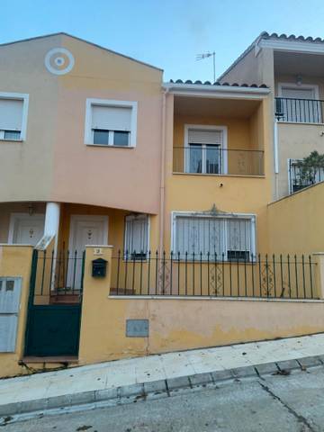 Piso en Venta en Calle Don Quijote, 3 en Munera