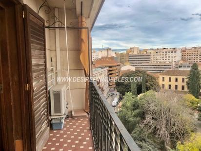 Vista exterior de Pis en venda en  Valencia Capital amb Balcó