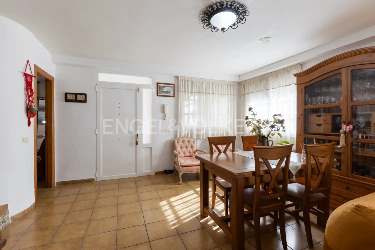 Menjador de Casa o xalet en venda en Oropesa del Mar / Orpesa amb Aire condicionat, Calefacció i Jardí privat