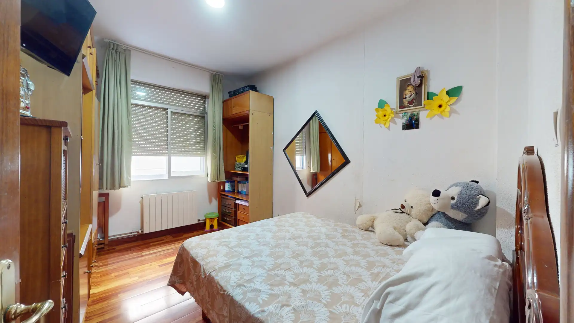 Bedroom of Flat for sale in Bilbao 