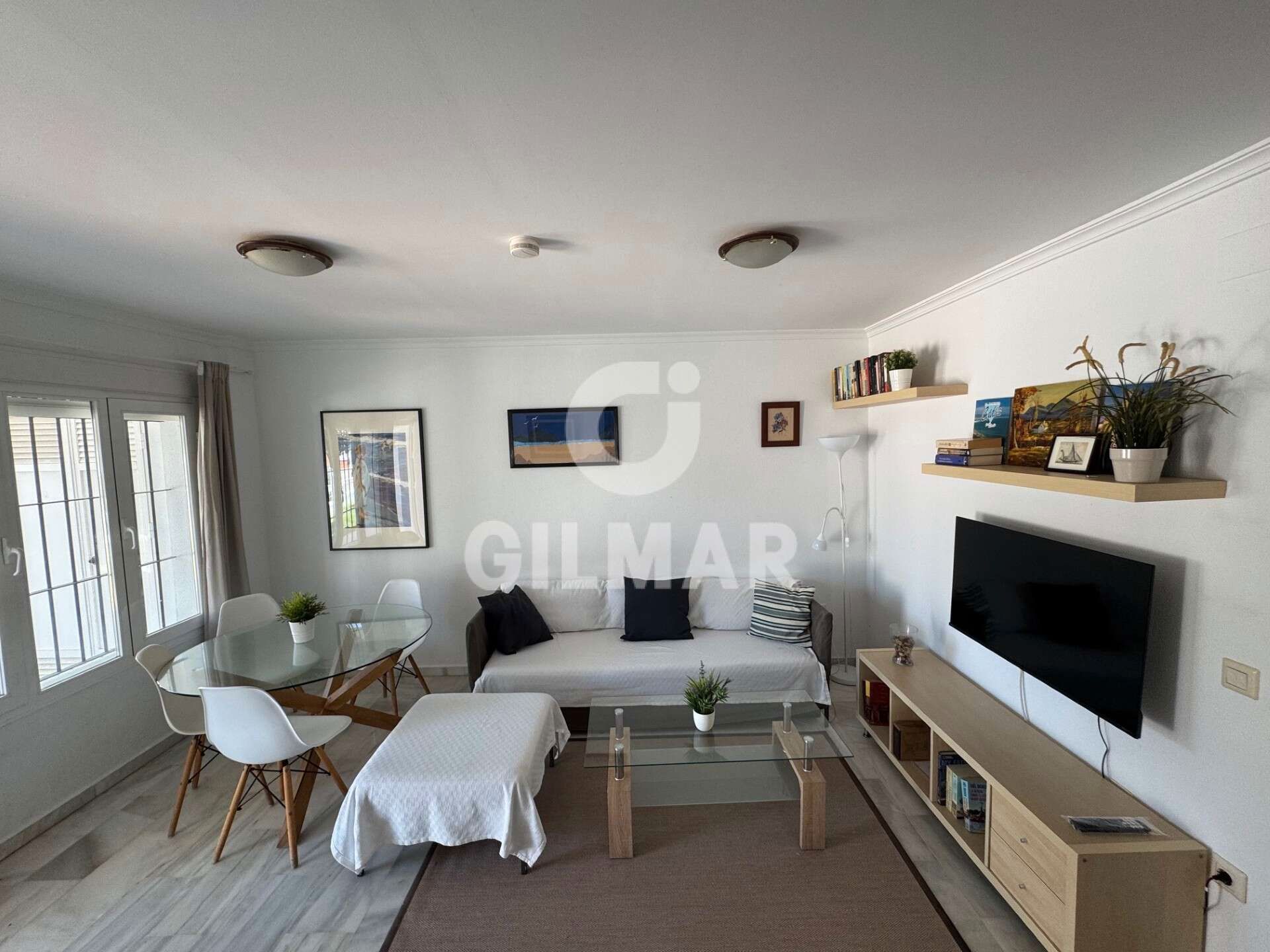 Living room of Flat to rent in Chiclana de la Frontera  with Air Conditioner, Heating and Furnished
