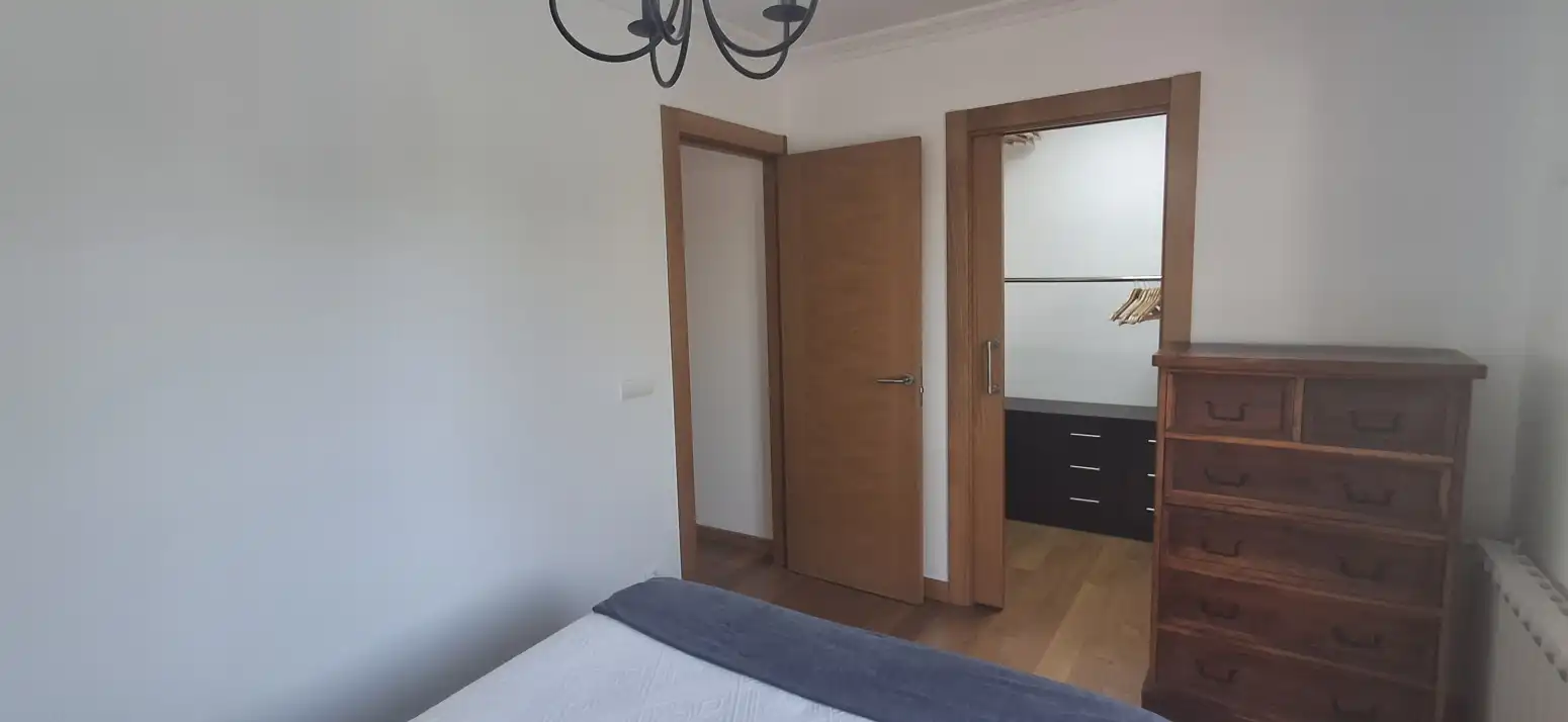 Habitación de Casa o chalet en venta en Santillana del Mar con Calefacción, Jardín privado y Parquet