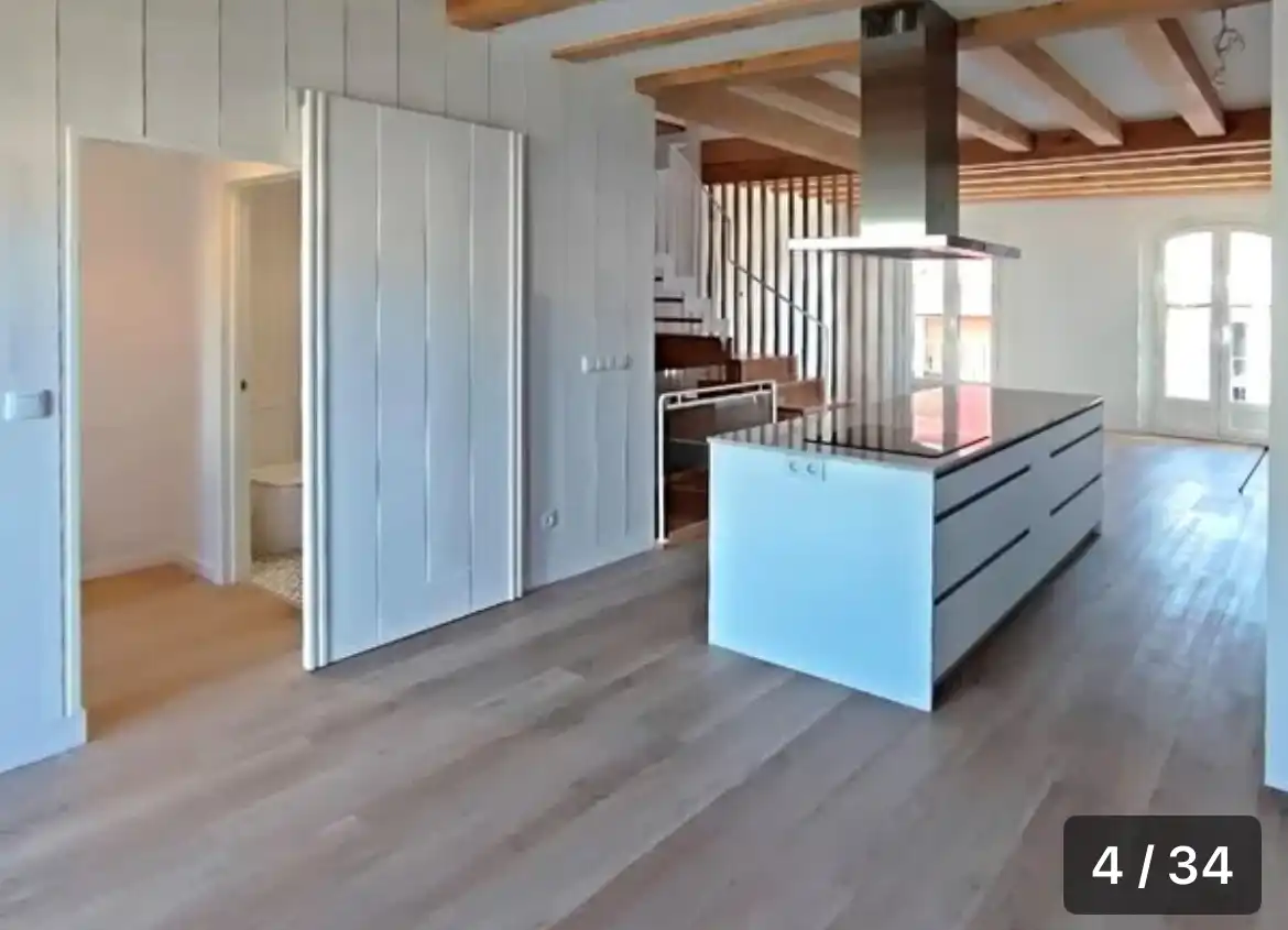 Detached homes for sale in Rúa Almirante Cadarso, 981, Riazor - Visma