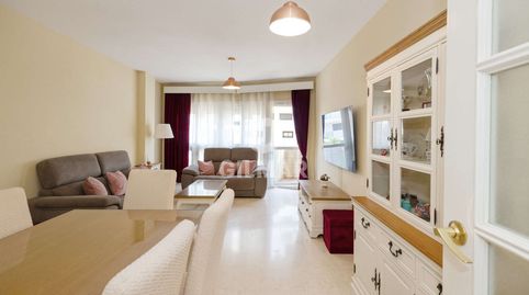 Foto 4 de Apartament en venda a Huerta Nueva, Estepona