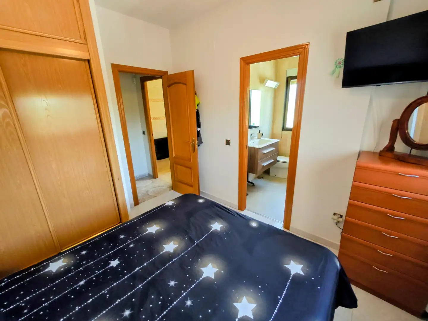 Habitación de Casa o chalet en venta en El Casar de Escalona con Aire acondicionado, Calefacción y Jardín privado