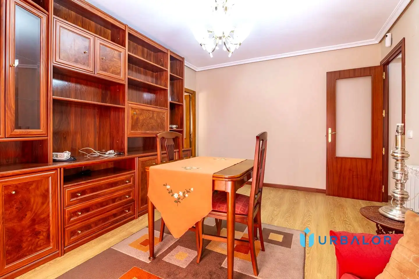 Comedor de Piso en venta en Alcorcón con Calefacción, Terraza y Alarma