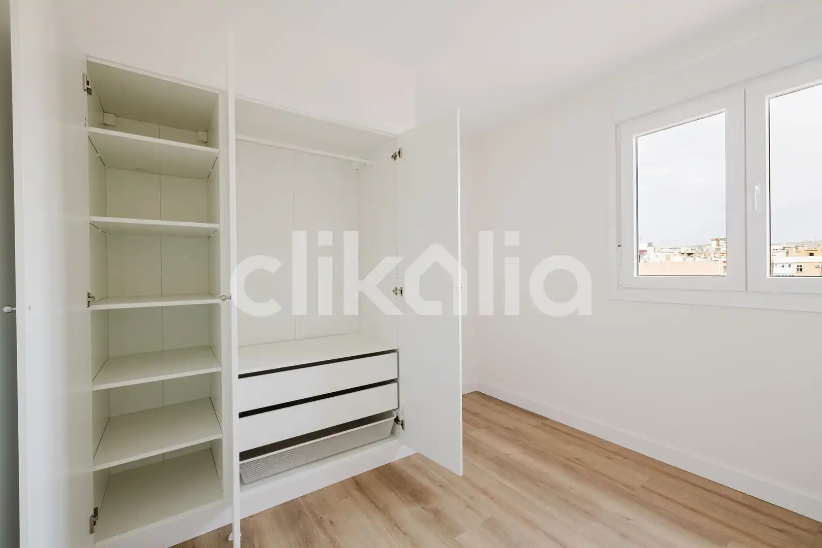 Bedroom of Flat for sale in Málaga  with Air Conditioner and Terrace