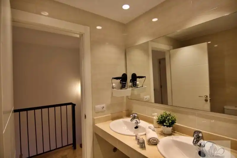 Baño de Casa o chalet en venta en Santiago del Teide con Alarma y Piscina comunitaria