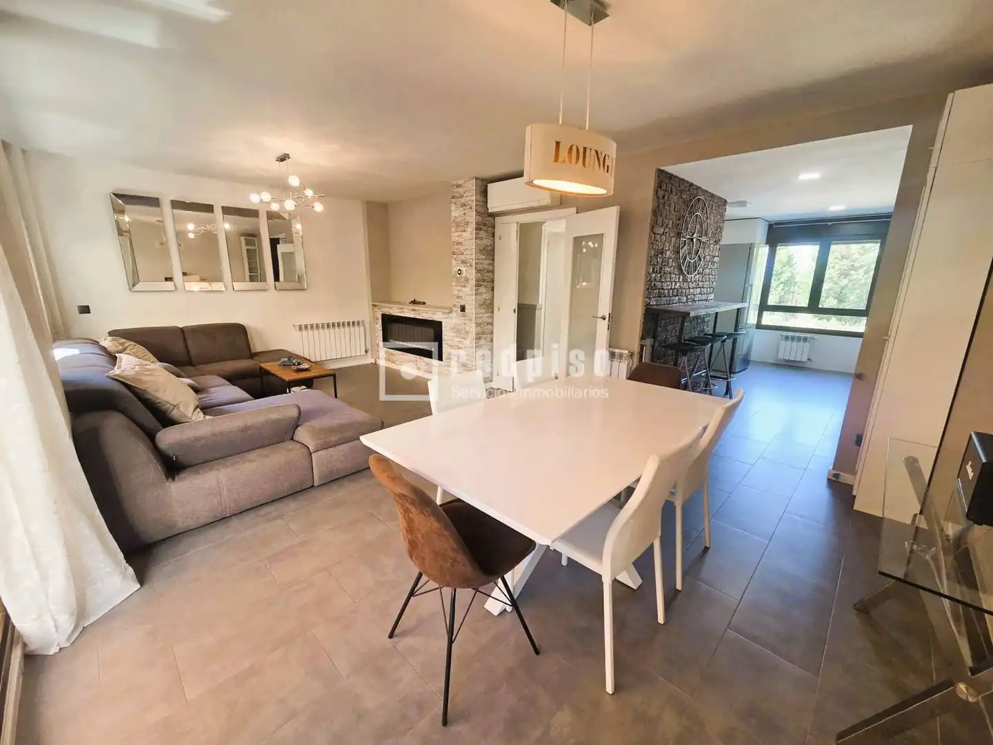 Sala de estar de Casa o chalet en venta en Rivas-Vaciamadrid con Aire acondicionado, Calefacción y Jardín privado