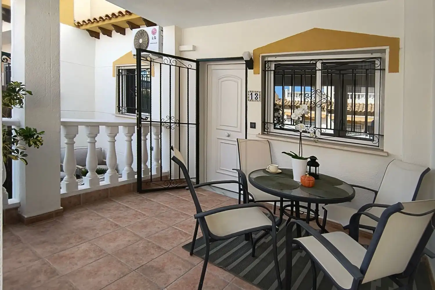 Casa adosada en venta en Calle Trepadora, 16, Los Balcones y los Altos