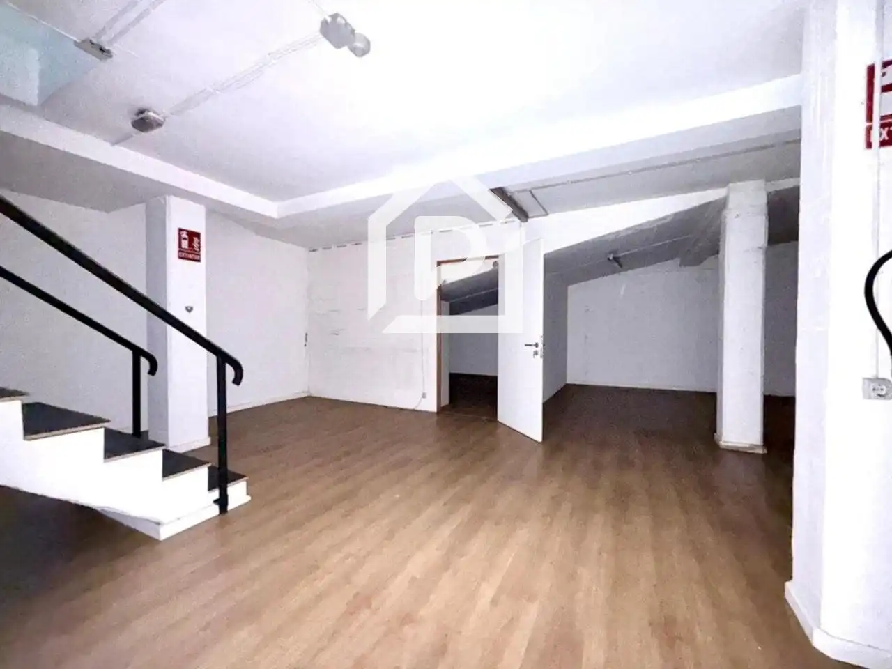 Local comercial en venta en Salvador Dalí i Domènech, imagen 10
