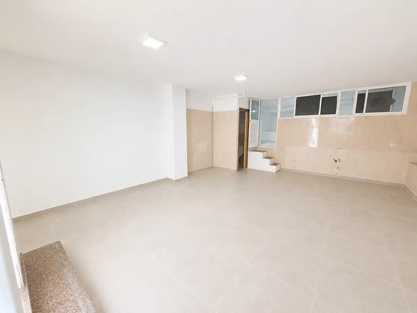 Gewerbefläche zur Miete in Calle Juan Ramón Jiménez 9, imagen 4