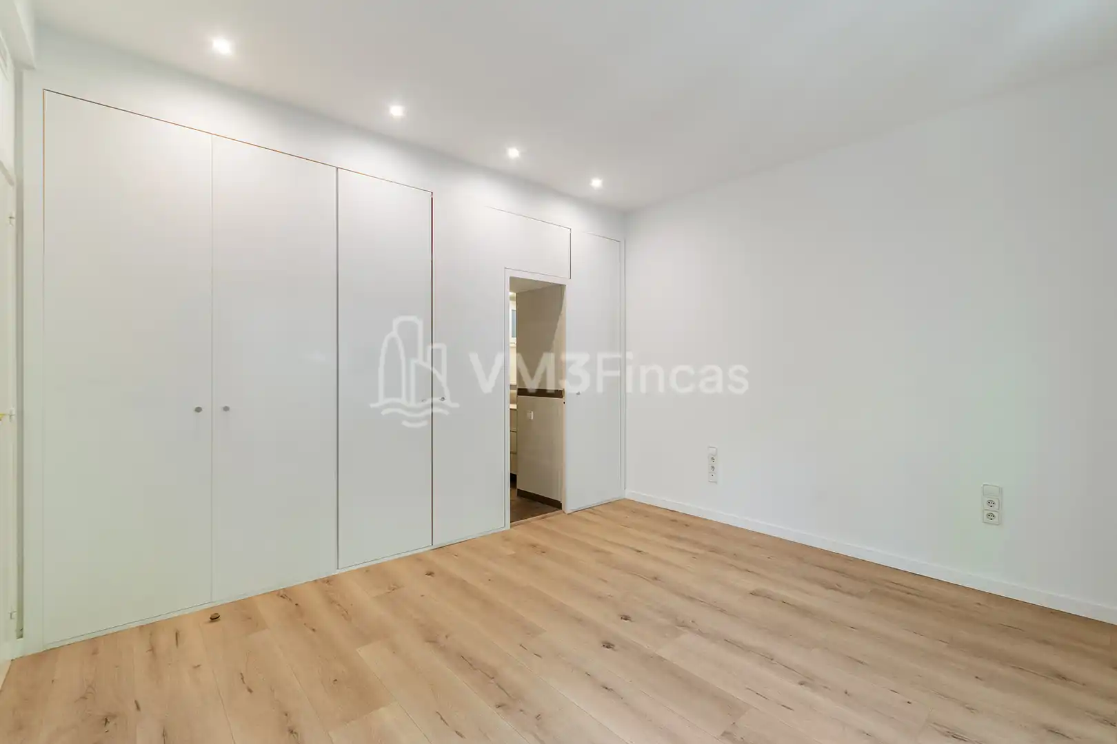 Wohnung zur Miete in Barcelona mit Klimaanlage, Heizung und Parkett