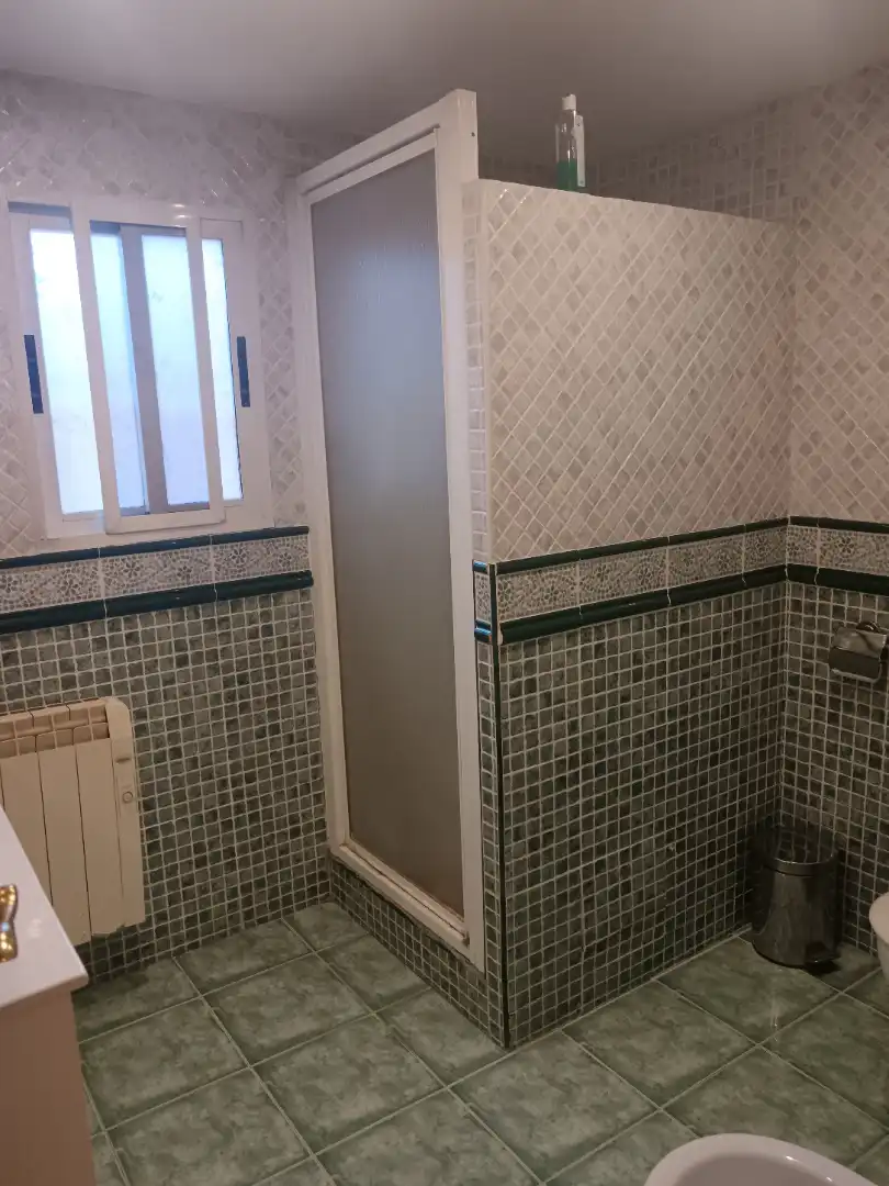 Bathroom of Houses for sale in Castellón de la Plana / Castelló de la Plana  with Air Conditioner, Heating and Private garden