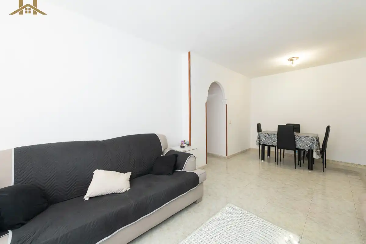 Sala de estar de Piso en venta en San Sebastián de los Reyes con Calefacción