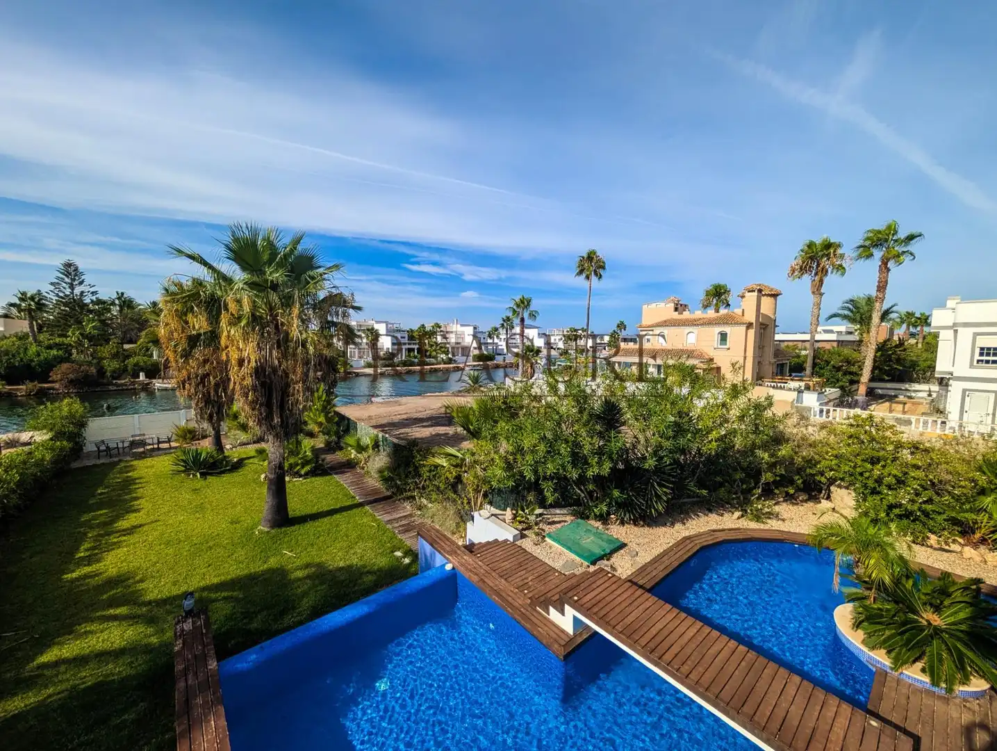 Swimming pool of Houses for sale in La Manga del Mar Menor  with Air Conditioner, Private garden and Terrace