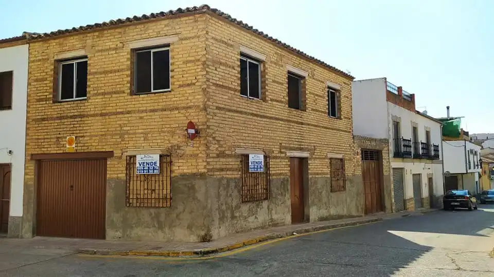 House for sale in Calle Huerta Alta