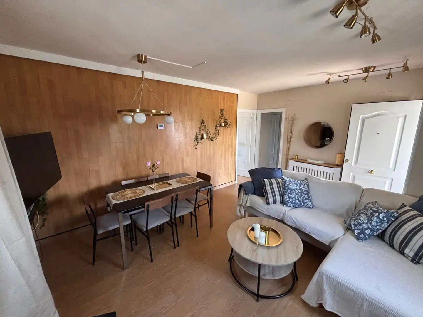 Comedor de Casa o chalet de alquiler en Maello con Calefacción, Jardín privado y Amueblado